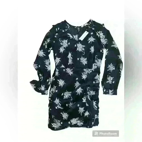 NWT Heartloom Spring Floral Print
Ruffled Long Sleeve Mini Dress Size Medium - Picture 3 of 4